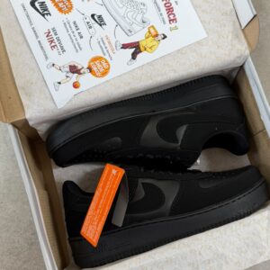 Tênis Nike Air Force One - Preto / Nobuck