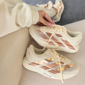 Tênis Adidas Adizero Evo SL - Off/Bronze