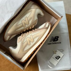 Tênis New Balance 204L - Bege \ Off