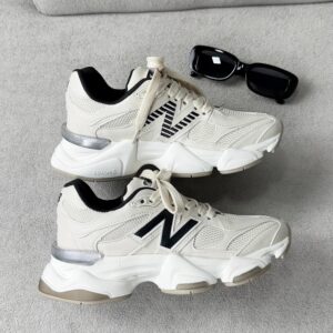 Tênis New Balance 9060  - Couro Legitimo- Bege
