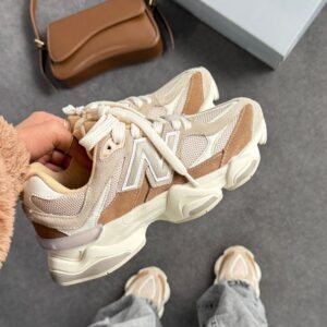 Tênis New Balance 9060  - Couro Legitimo- Taupe