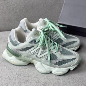 Tênis New Balance 9060 Couro Legitimo - Verde Menta
