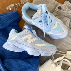 Tênis New balance 9060 Linha Sintetico - Azul bebe