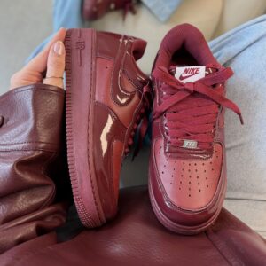 Tênis Nike Air Force  - Bordo