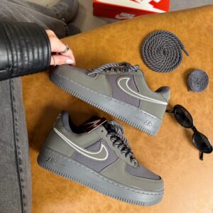 Tênis Nike Air Force One  - Grafite