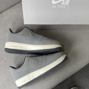 Tênis Nike Air Force Premium - Cinza