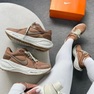 Tênis Nike Air Zoom Pegasus 41- Marrom \ Bege
