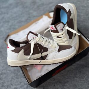 Tênis Nike Travis Cactus Jack - Bege/Branco
