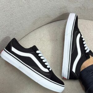 Vans Old Skool Black White