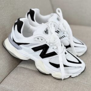 Tênis New Balance 9060 Couro Legítimo- Branco \ Preto