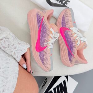 Tênis Nike Pegasus Plus  -  Nude Lilac / Pink