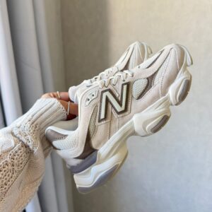 Tênis New Balance 9060  - Couro Legitimo- Bege \ Caqui